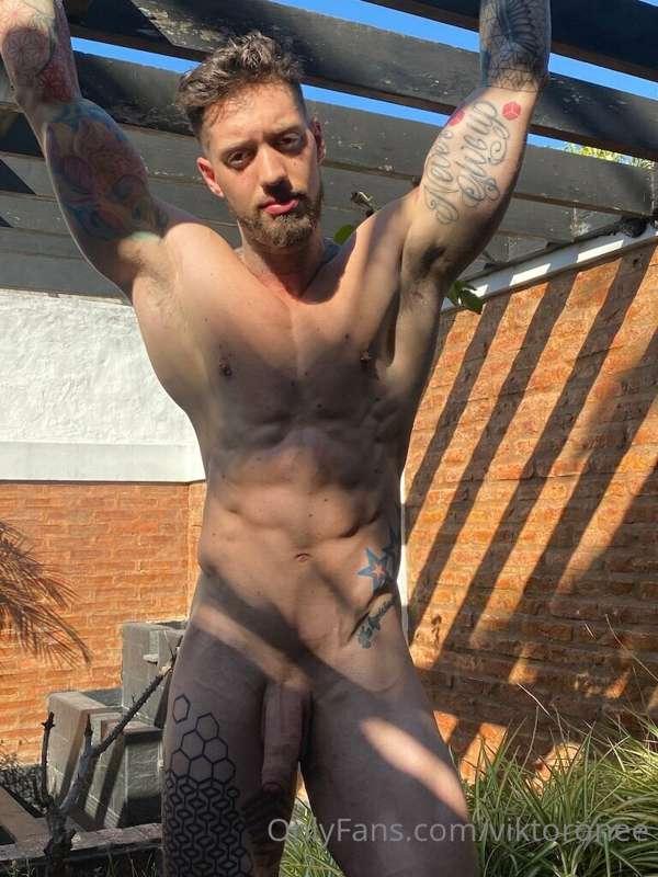 🔥Waiting for you to come eat my cock🔥

🔥Esperando que vengas..