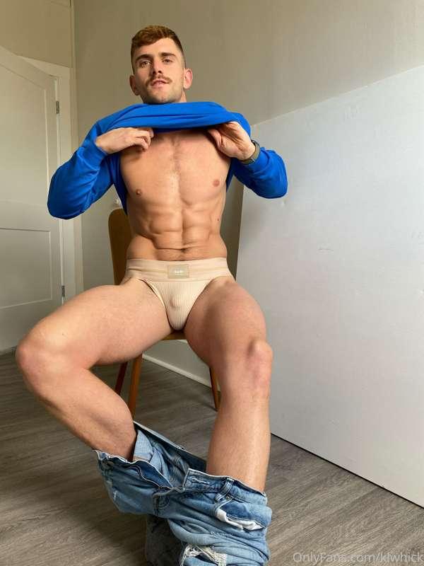 strip down show off