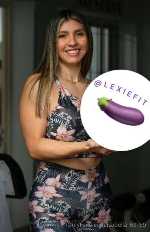 @lexiefit @lexiefit Hey Honey! Here your favorite fitness gi..