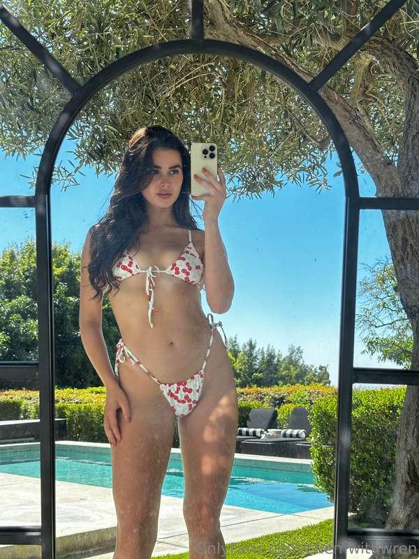 Dreaming of summer ☀️✨ Can someone help me escape the winter..
