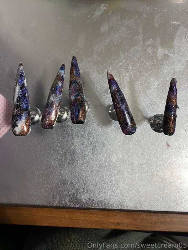 Haven't done my nails in a while and decided to try and make..
