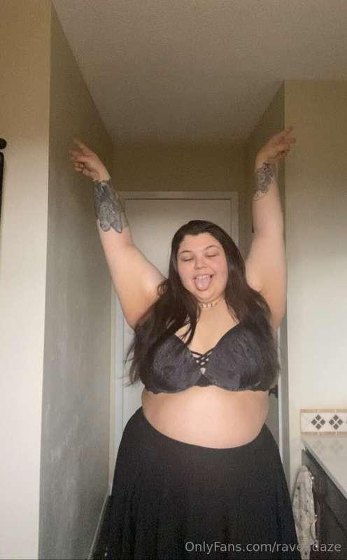 Hey babes! I took a lot of pictures recently and I’m about t..