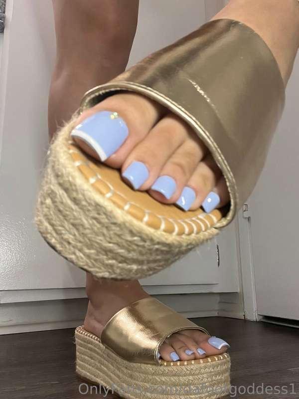 dafootgoddess1 image #1