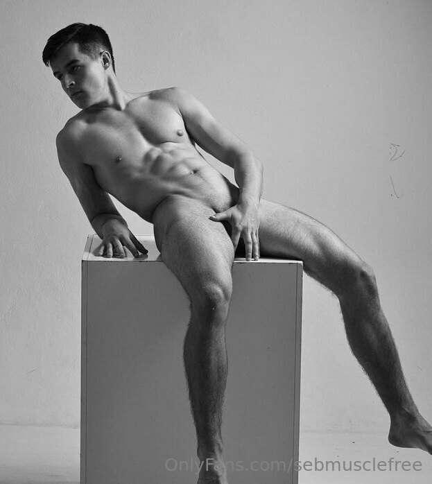 **Follow this hot czech stud for FREE 😈**
**@JORDANSWANFREE👈..