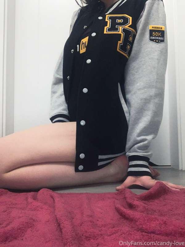 I get new pornhub merch 💕💕💕