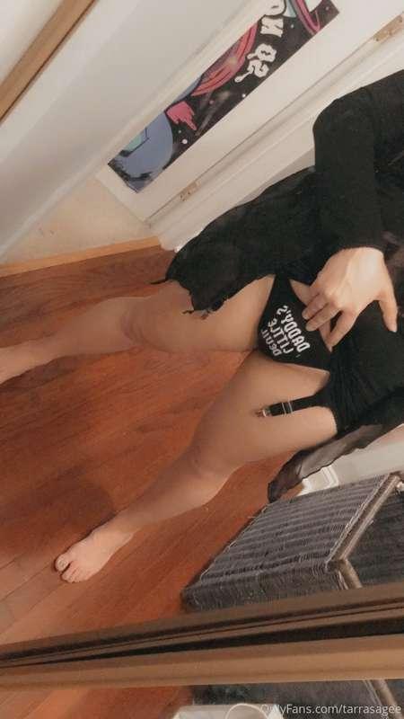 Look what I have hiding under my bat dress 😈