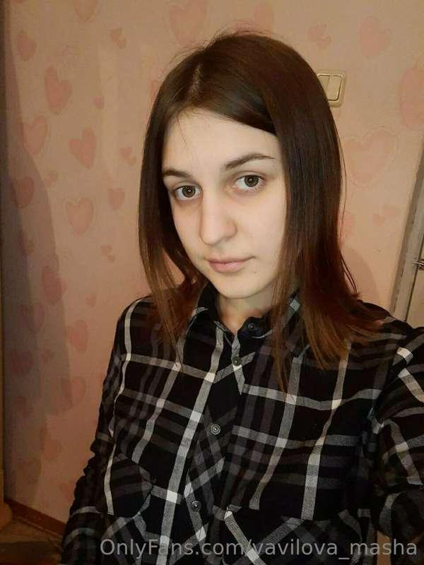 Can you guess what color panties I'm wearing? 🤤