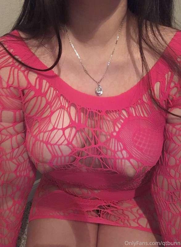would u like a footjob?🥺