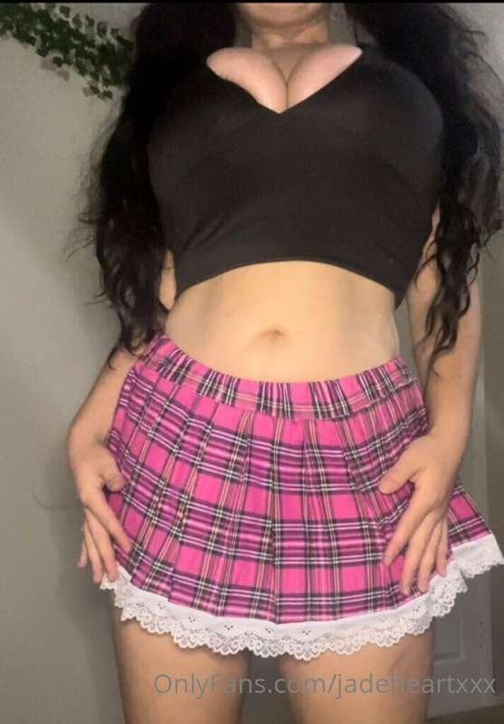 POV : you’re on all fours beneath me 😈