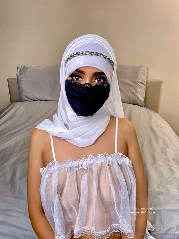 Are you a titty kinda guy?😜
