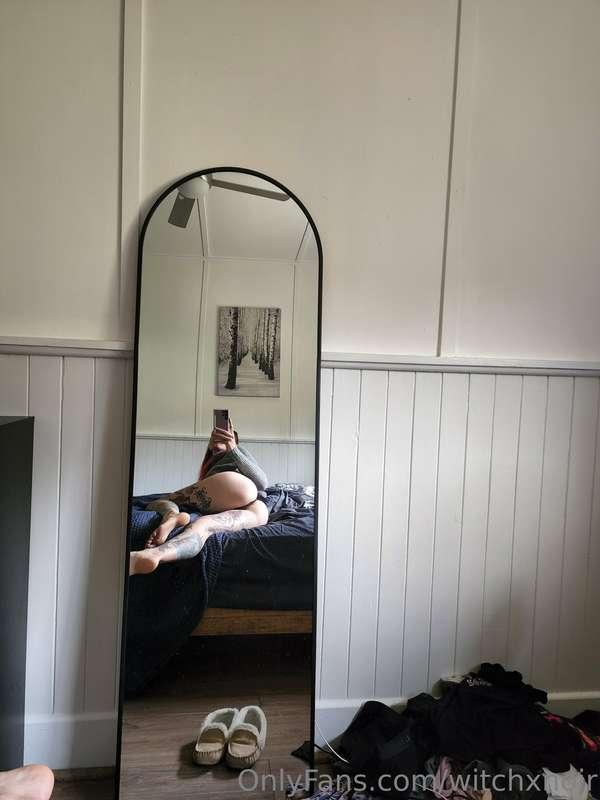 Whatcha doing if I'm on your bed like this?
Please message m..