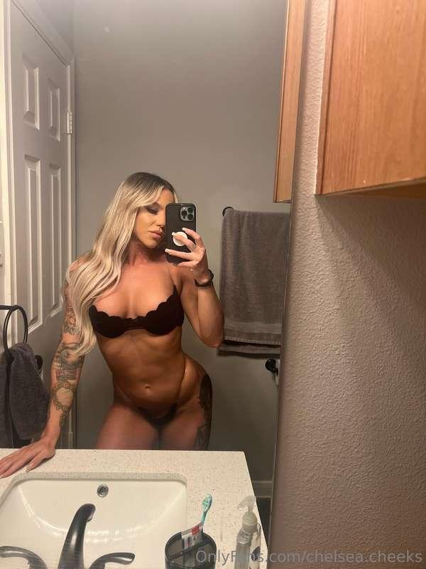 Can you handle it, daddy? 😘🔥