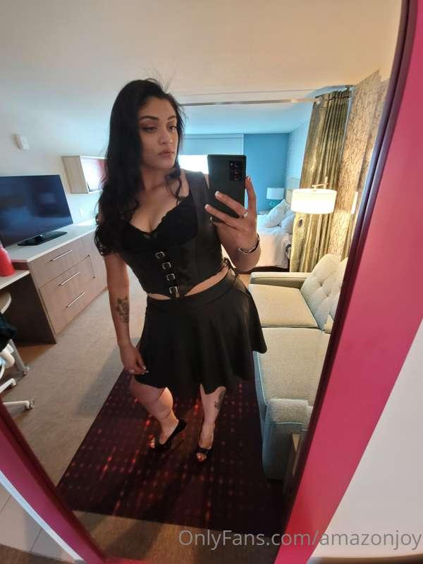 If you missed out yesterday, you're a bitch. New videos done..
