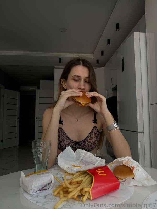 They say fast food is bad for you. But who says I always cho..