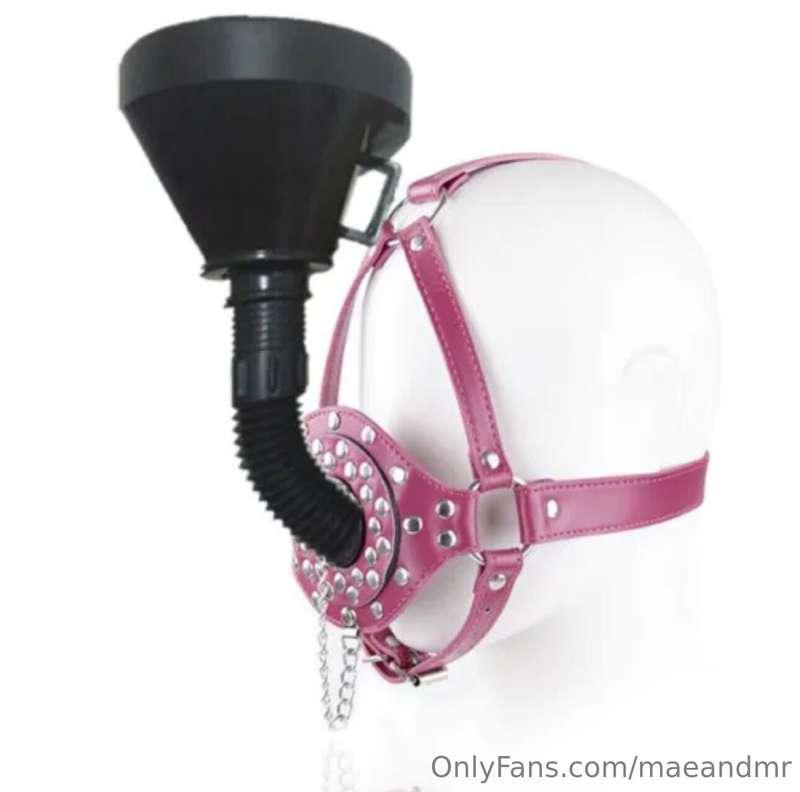 ordered one of these! exciting videos coming!! 💗🤭