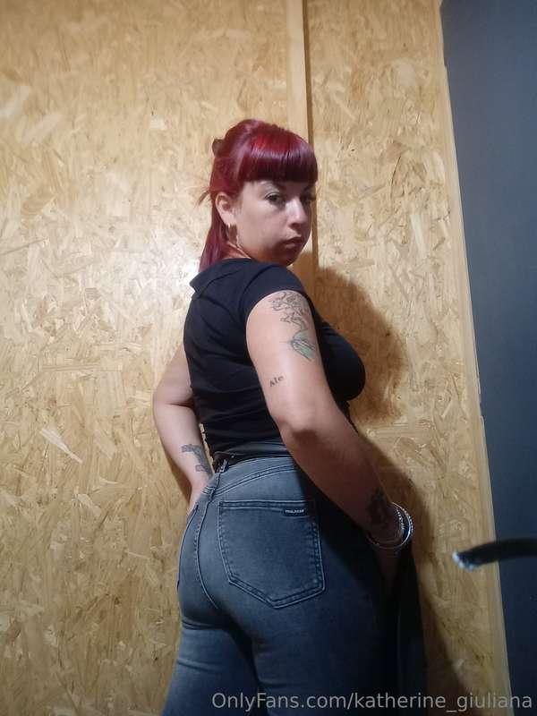 Hot coworker 