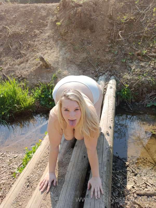 💦😛😋