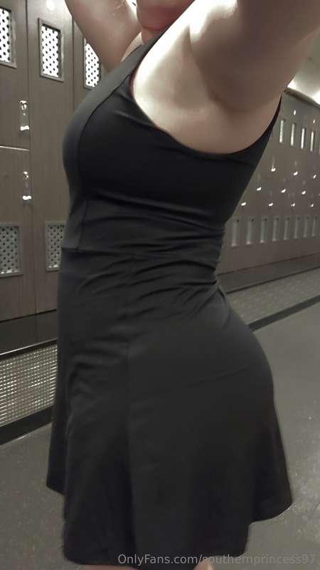 New gym outfit. Loving it. ❤️ 