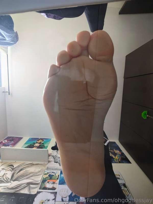 So you would look crushed under my big soles🐜