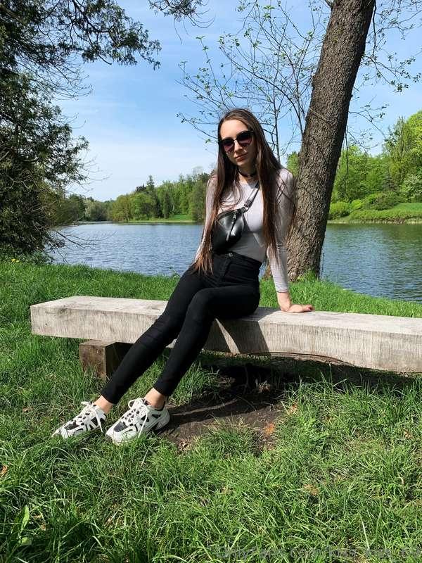 kiss_kiss_69 main image