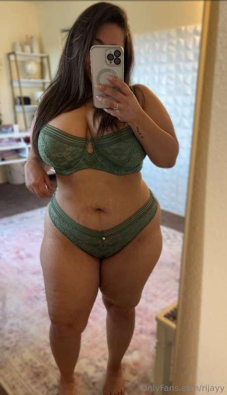 Guess!! What’s the best way to have me wet and ready to fuck..