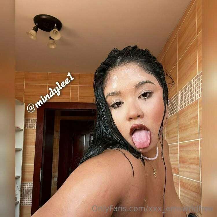 # T I R E D  OF  V A N I L L A  G I R L S ?
## 𝒞𝒽𝑒𝒸𝓀 𝑜𝓊𝓉 𝓂𝓎 ..