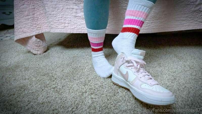 A lil teaser for an upcoming video and photoset!!