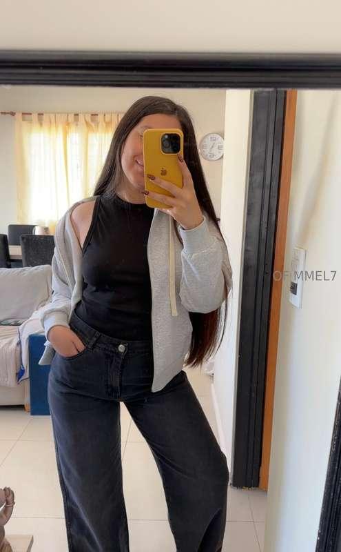 You should check my naughty content @itsmeelaniie 