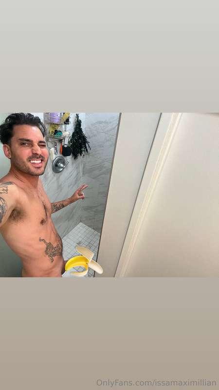 Send me message to unlock the full view 👀