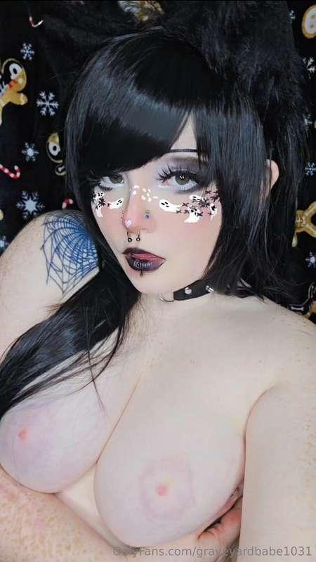 graveyardbabe1031 image #0