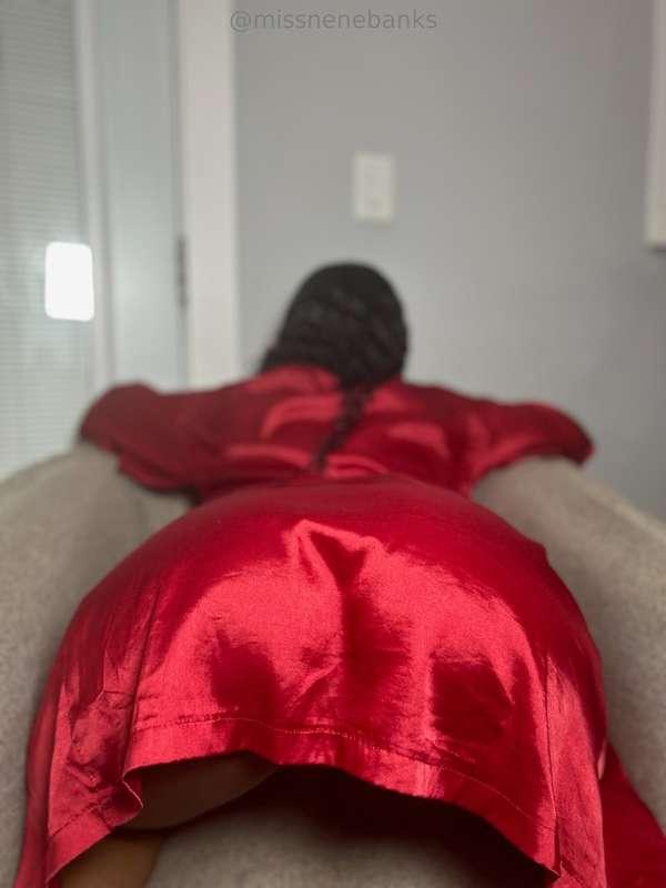 Too damn juicy to keep it covered for long… Wanna be the one..