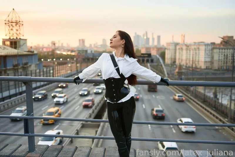 latex_juliana image #3
