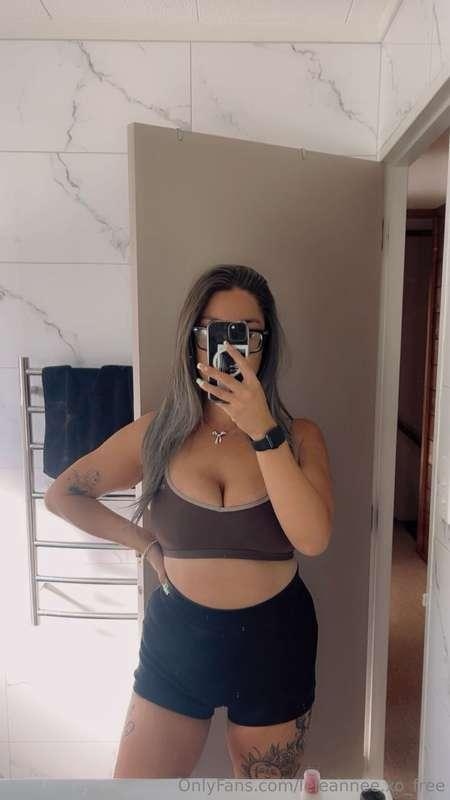 Wanna work out w me ? 😇