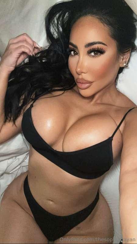 Happy Thanksgiving loves 🤍