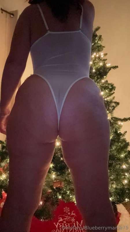 Let’s put up my Christmas 🎄 😋