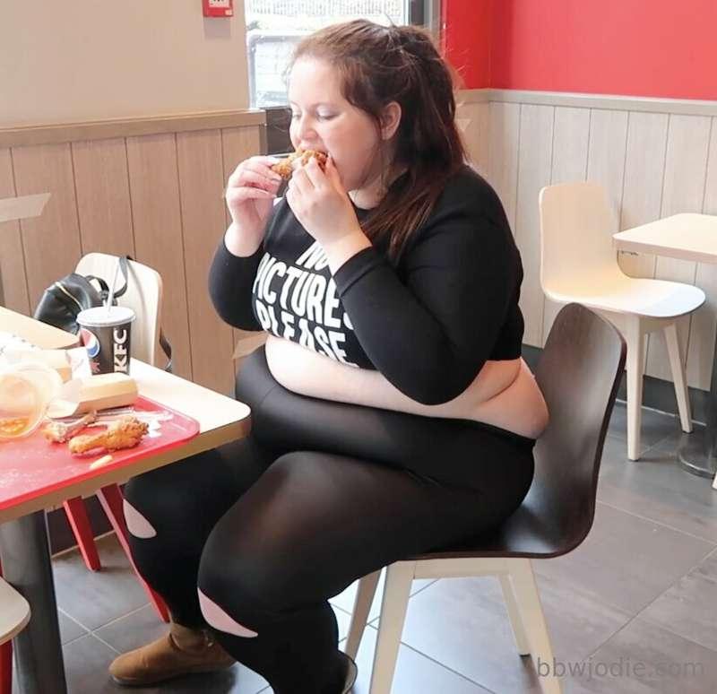 bbwjodie image #1