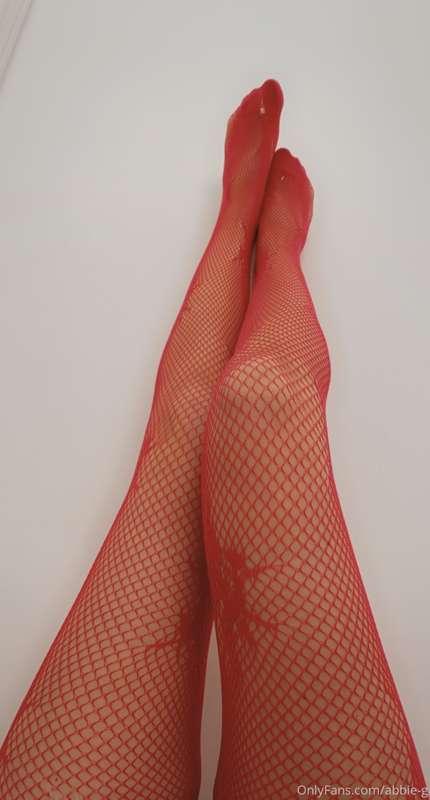 Legs ❤️ Up against the wall 🔥 I’m all about trying new angle..