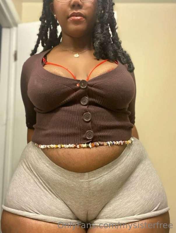 Missing you 💕 comment for a free private message 🥰