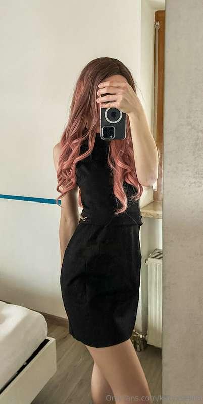 Ist das ein passendes Kleid für eine Neujahrsparty? 🎉