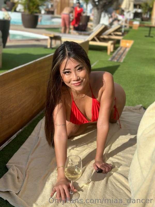 Hii it's time for you to share the first glass of wine with ..