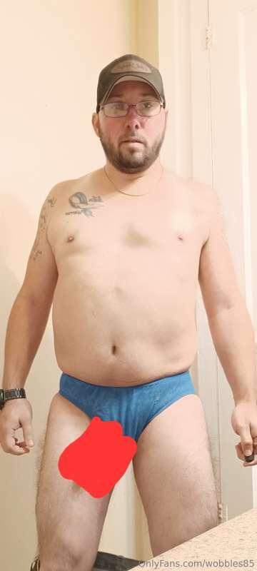 How am I supposed to wear these things?... 1,2 or 3?.... 😒 🤔