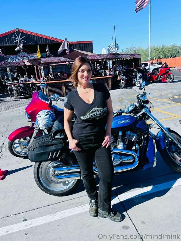 Perfect Riding 🏍️ Weather Today ☀️ 75 degrees and loving the..