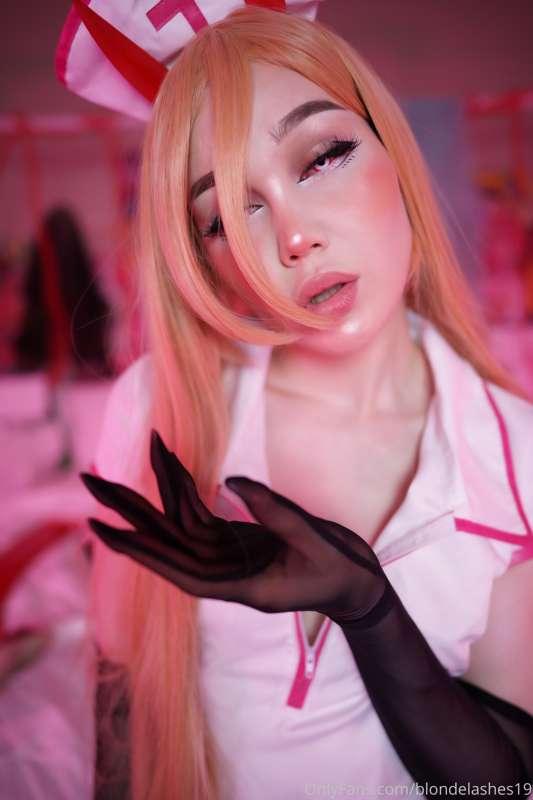 blondelashes19 image #1