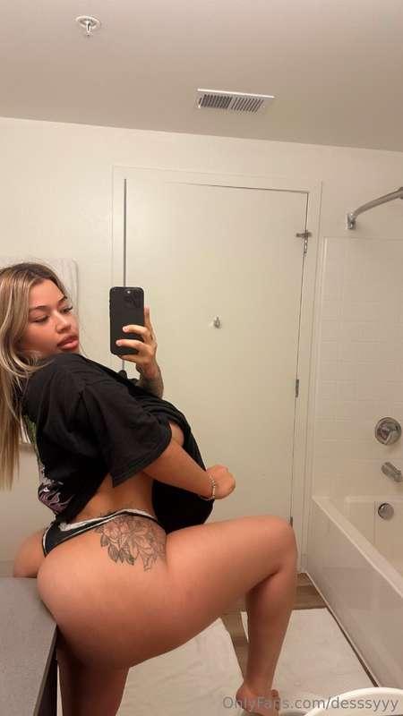 Can i come over daddy ? 🤭🍒