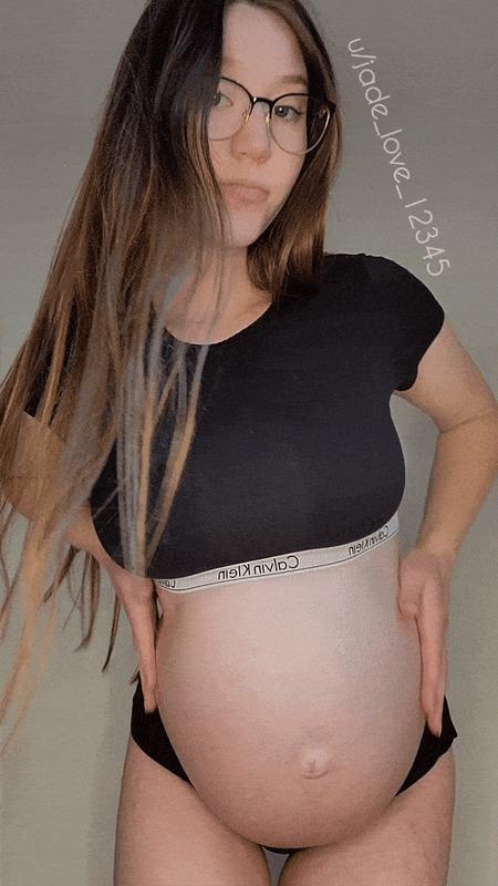 Can I be your first pregnant girl?

#pregnant #pregnantbelly #pregnancy #milf #glasses #belly #busty #mommy 