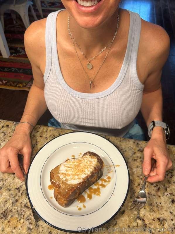 Happy Mother’s Day to all the sexy MILFs and hotwives out th..