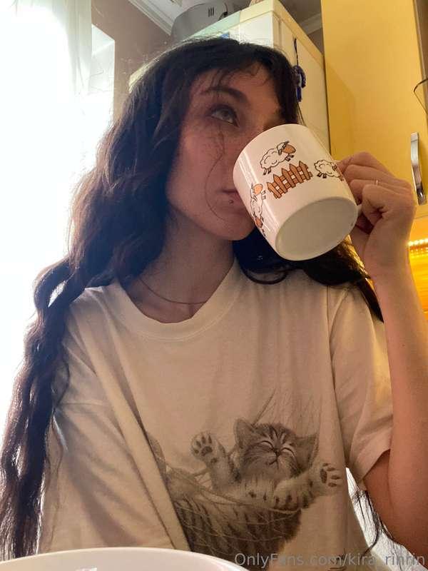 I'm like morning coffee: invigorating, hot and necessary ☕