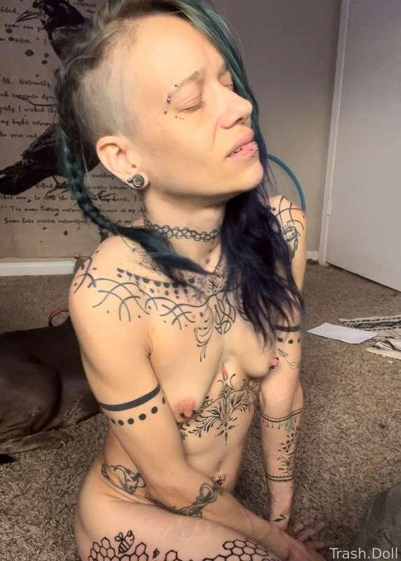 trashdoll image #0