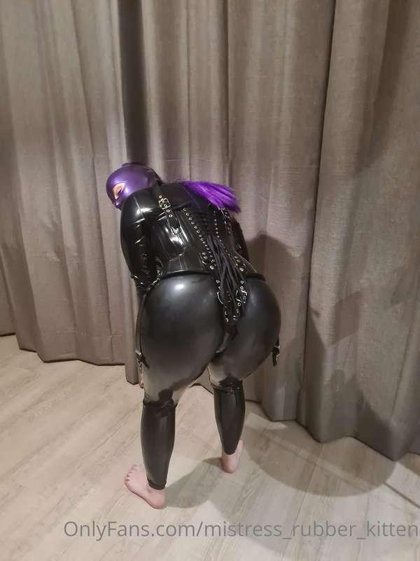 who doesn't love this big booty