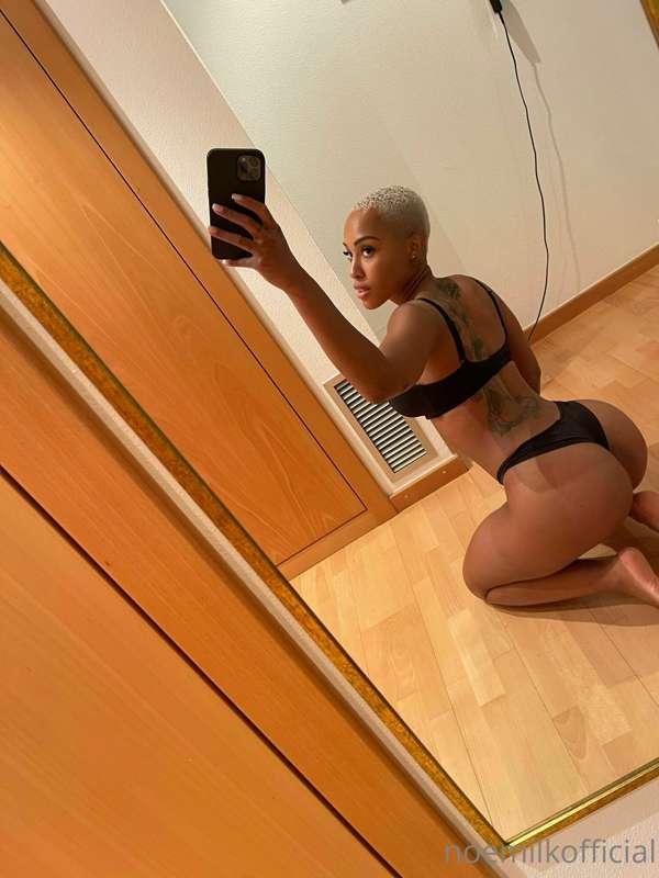 Hey bby 😘🥰 I'm available NOW if u want play with me! 😘🔥